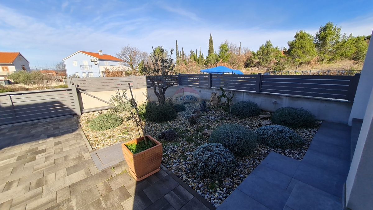 Casa Bilice, Šibenik - Okolica, 141m2