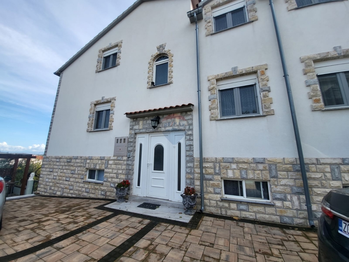 Casa Vodice, 333m2