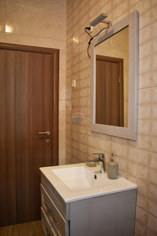 Casa Brodarica, Šibenik - Okolica, 220m2