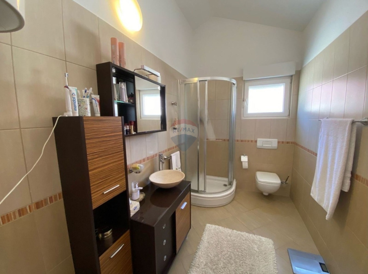 Appartamento Vodice, 81,85m2