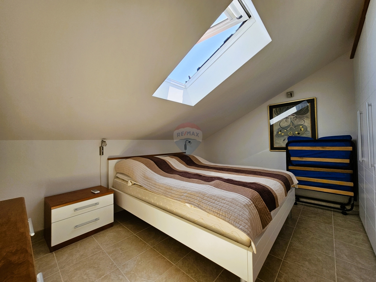 Appartamento a due piani 71 m2, Rogoznica