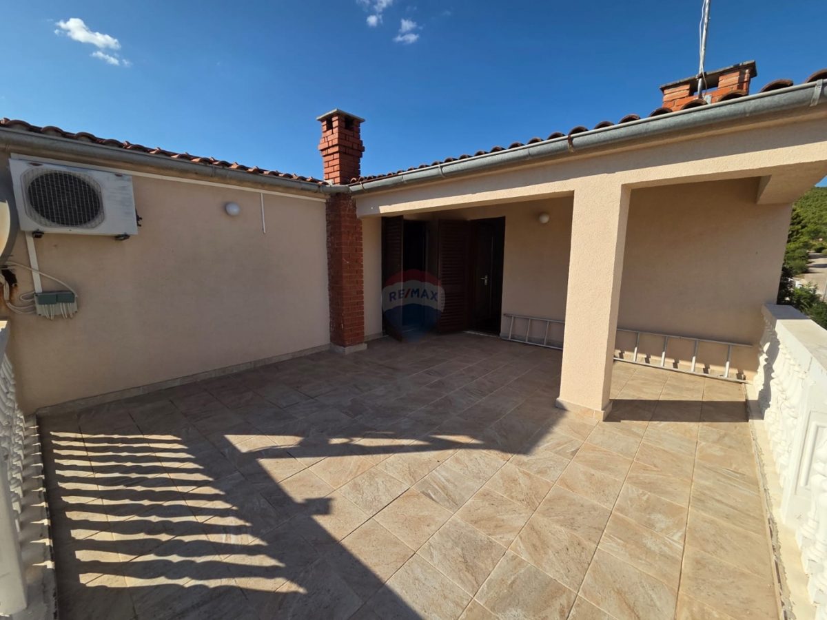 Appartamento Tribunj, 70m2