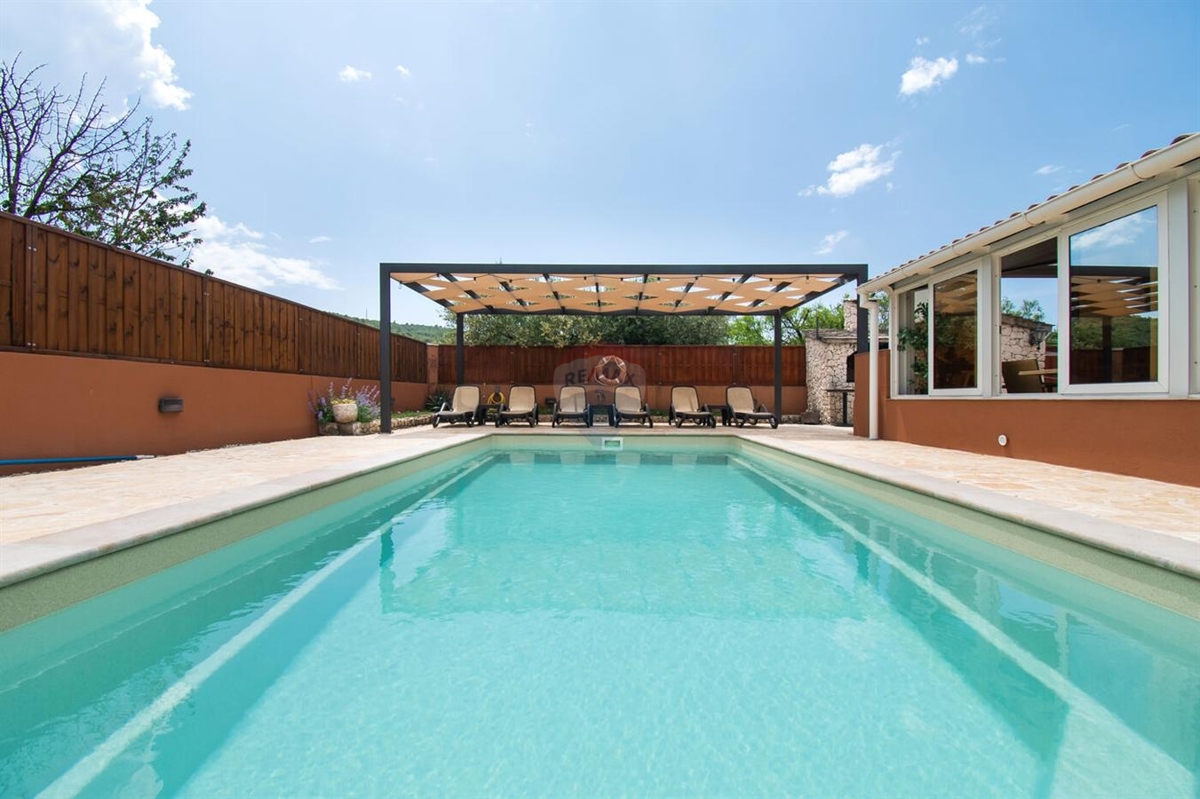 Casa Dubrava Kod Šibenika, Šibenik - Okolica, 369,84m2