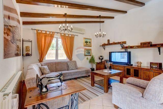 Casa Dubrava Kod Šibenika, Šibenik - Okolica, 369,84m2