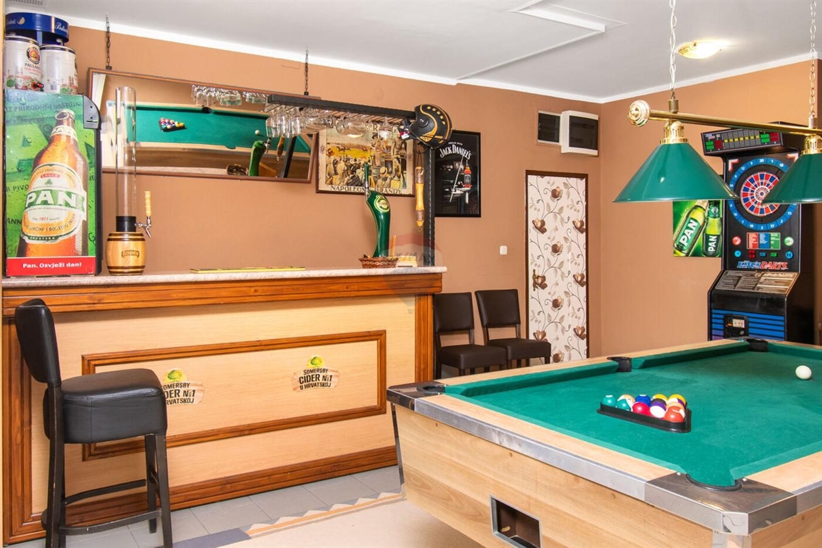 Casa Dubrava Kod Šibenika, Šibenik - Okolica, 369,84m2