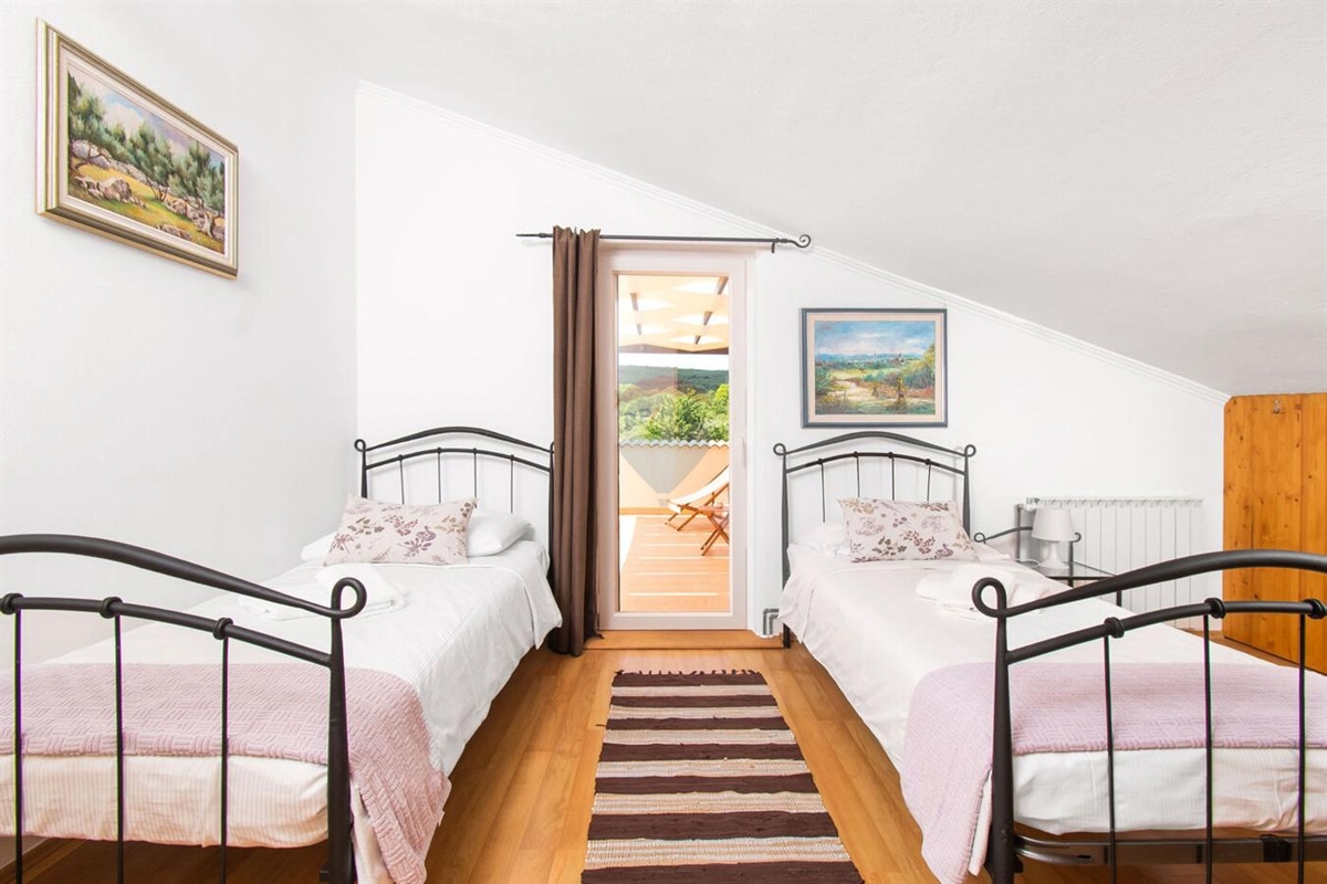 Casa Dubrava Kod Šibenika, Šibenik - Okolica, 369,84m2