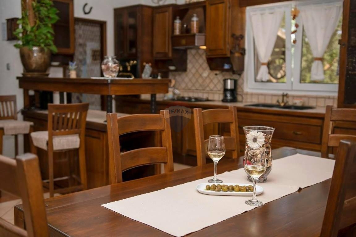 Casa Dubrava Kod Šibenika, Šibenik - Okolica, 369,84m2