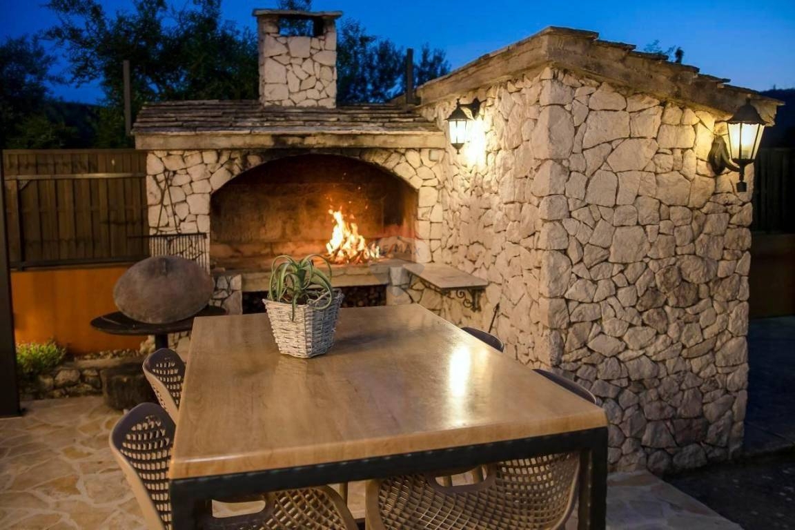 Casa Dubrava Kod Šibenika, Šibenik - Okolica, 369,84m2