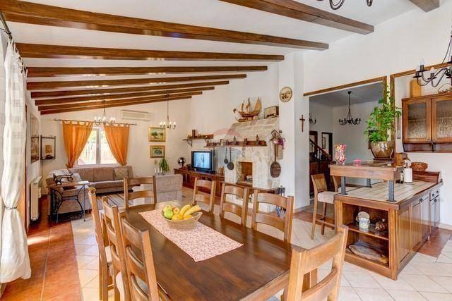 Casa Dubrava Kod Šibenika, Šibenik - Okolica, 369,84m2