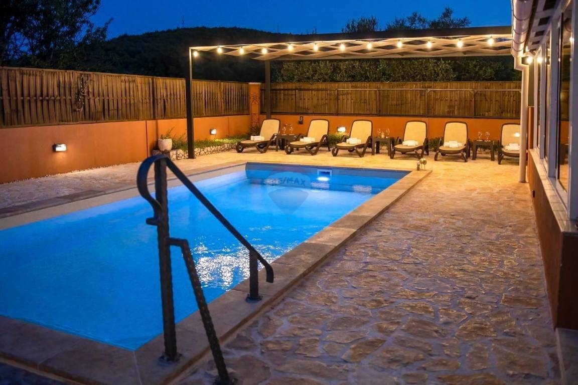 Casa Dubrava Kod Šibenika, Šibenik - Okolica, 369,84m2