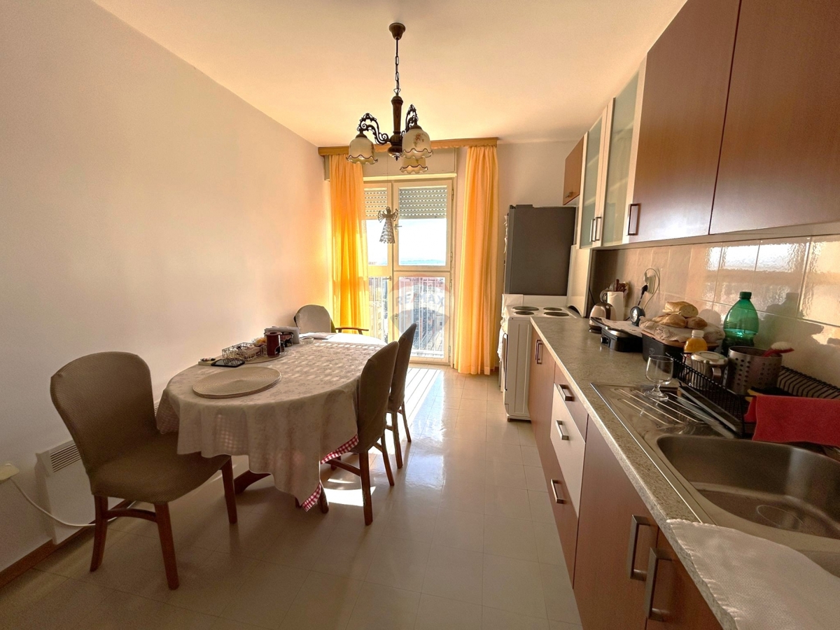Appartamento Grad, Šibenik, 79,03m2