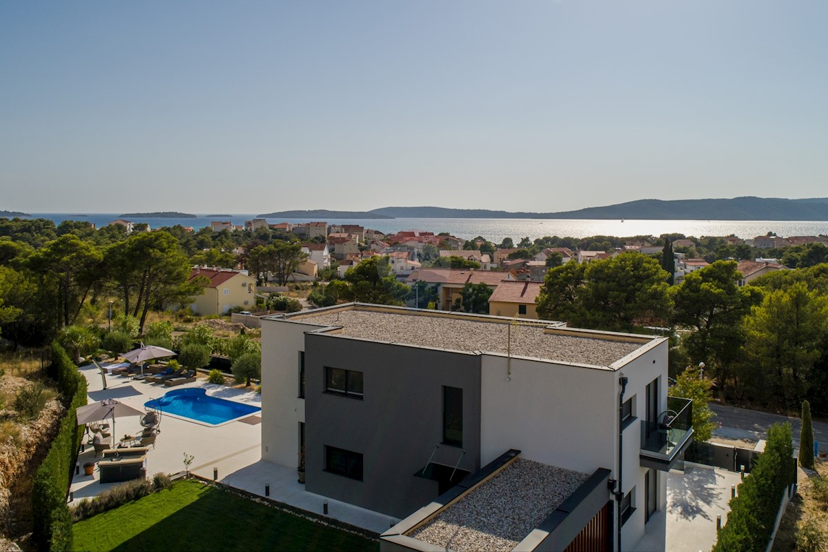 Casa Brodarica, Šibenik - Okolica, 380m2