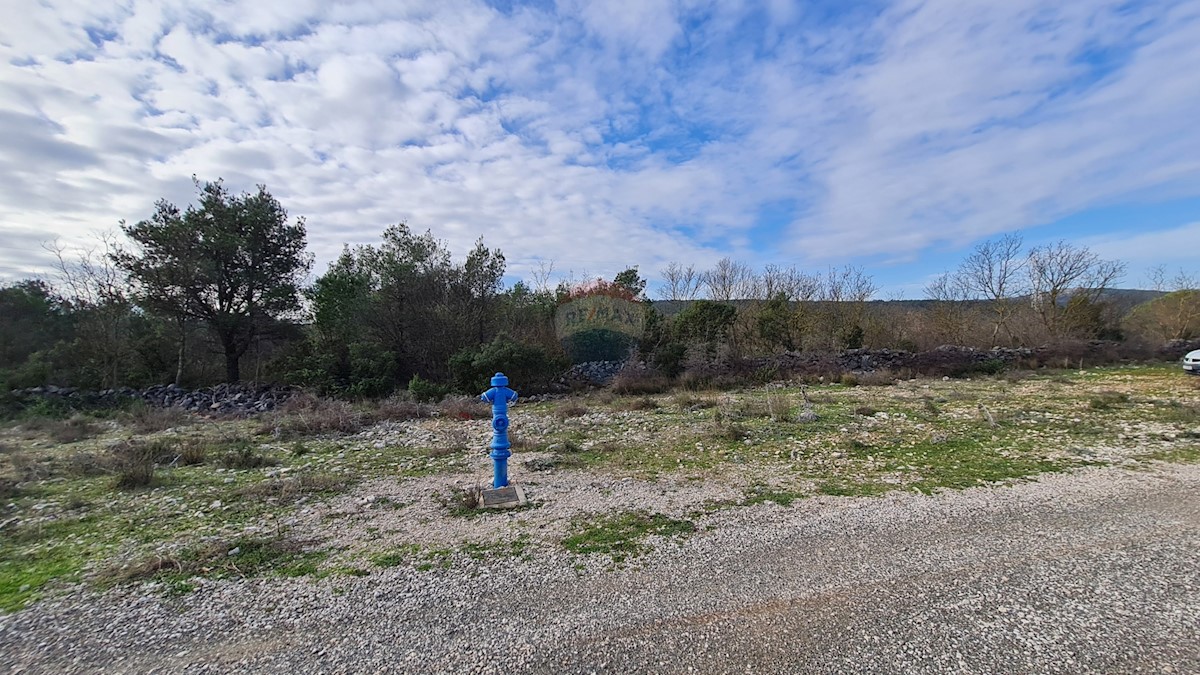 Terreno Dubrava Kod Šibenika, Šibenik - Okolica, 7.100m2