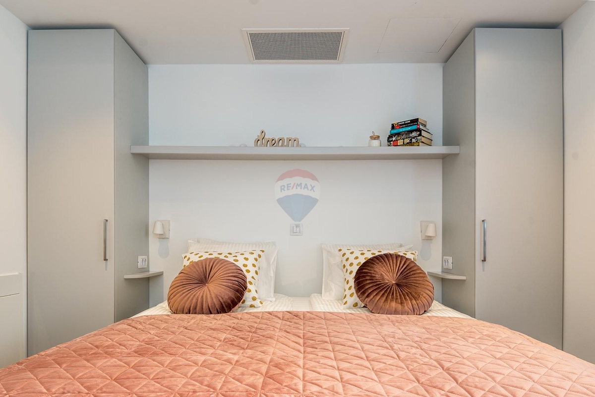 Esclusivo appartamento a due piani con terrazza sul tetto nel centro di Sebenico!