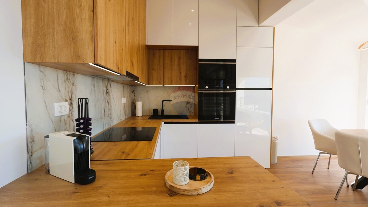 Palazzina di lusso, Ražanj-Ljoljinica