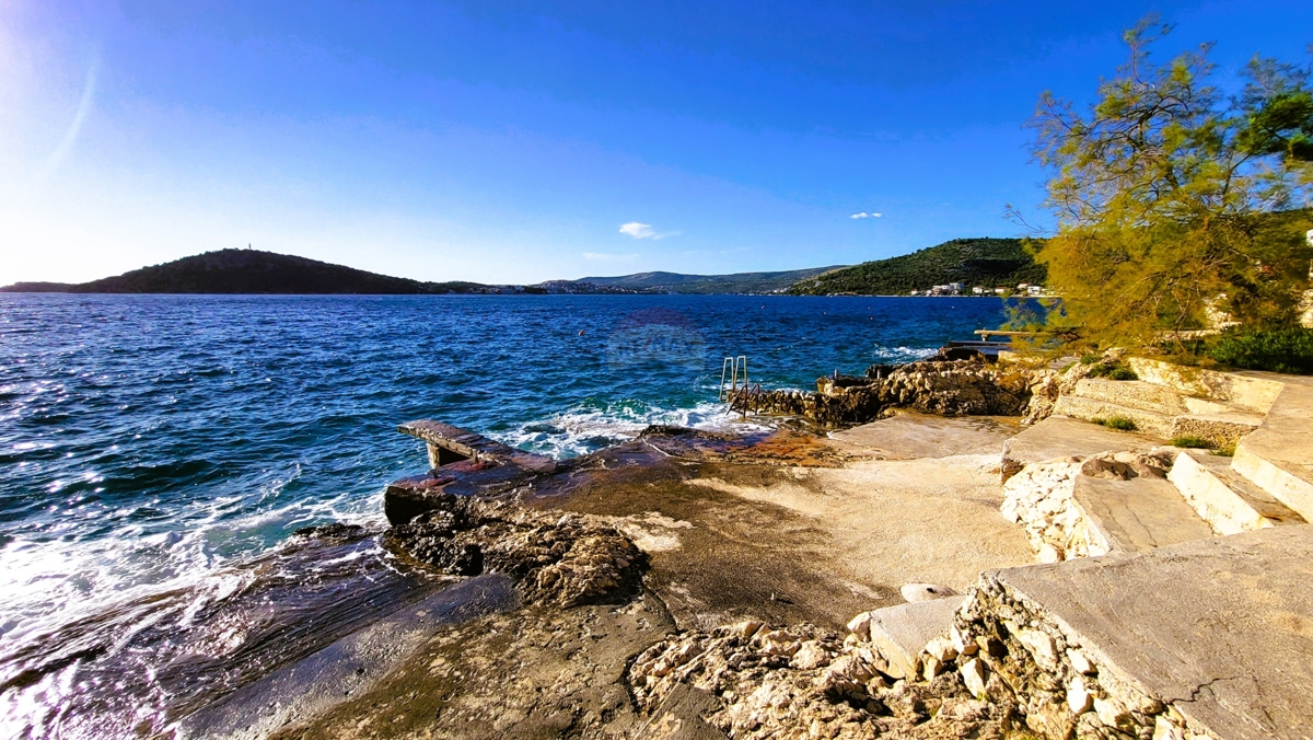 Palazzina di lusso, Ražanj-Ljoljinica