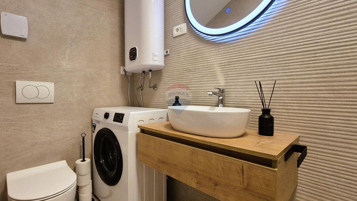 Palazzina di lusso, Ražanj-Ljoljinica