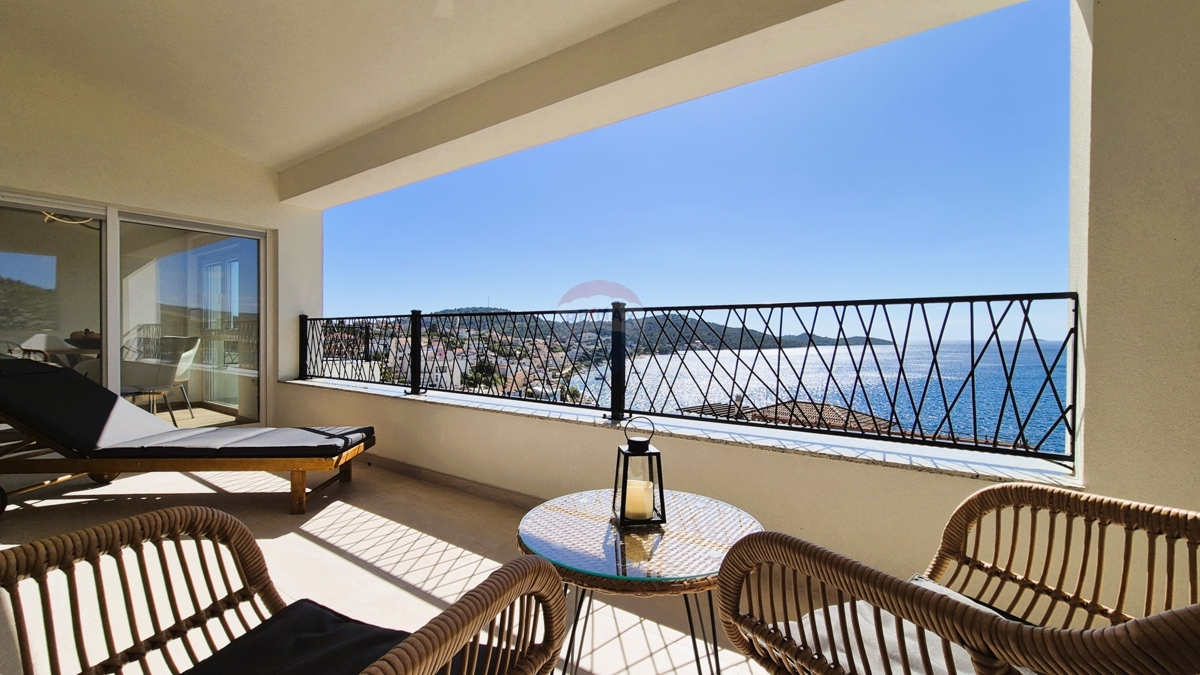 Palazzina di lusso, Ražanj-Ljoljinica