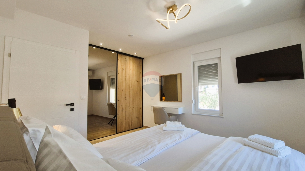 Palazzina di lusso, Ražanj-Ljoljinica