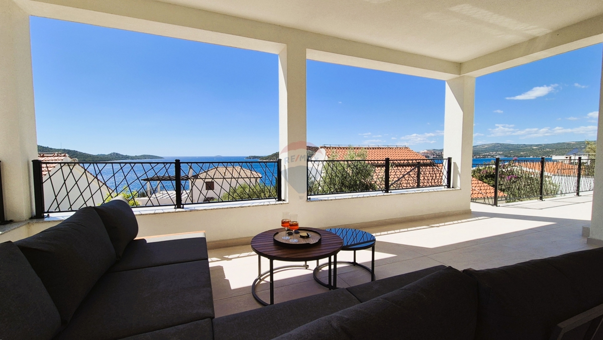 Palazzina di lusso, Ražanj-Ljoljinica