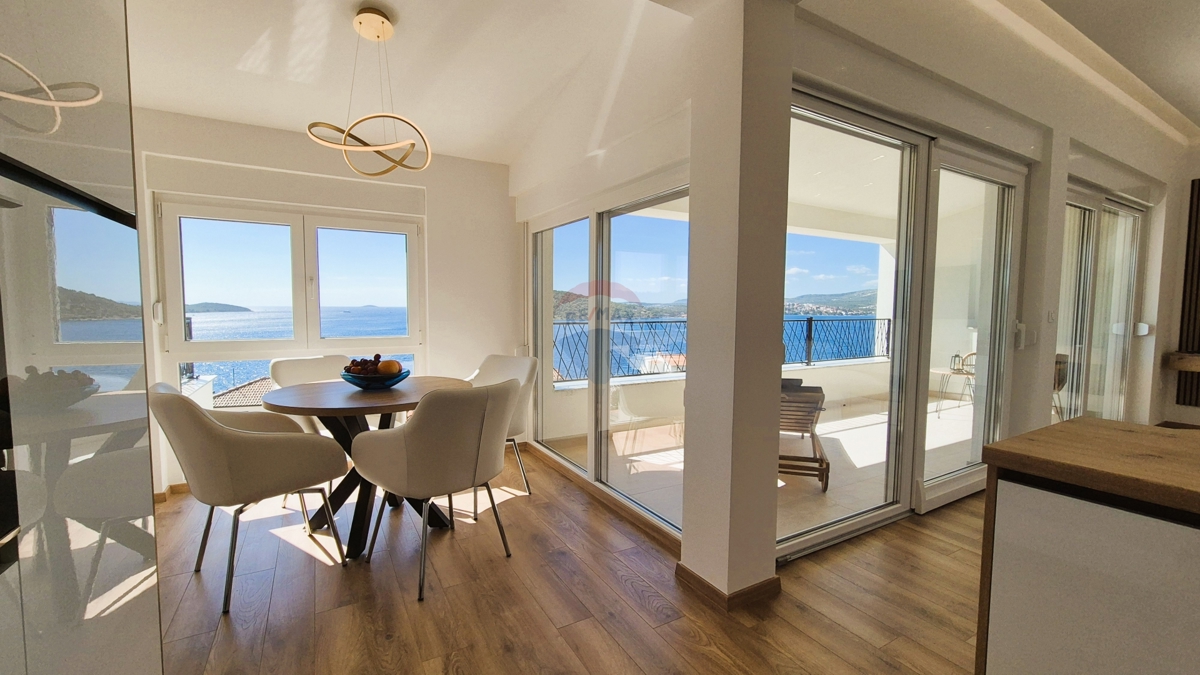 Palazzina di lusso, Ražanj-Ljoljinica