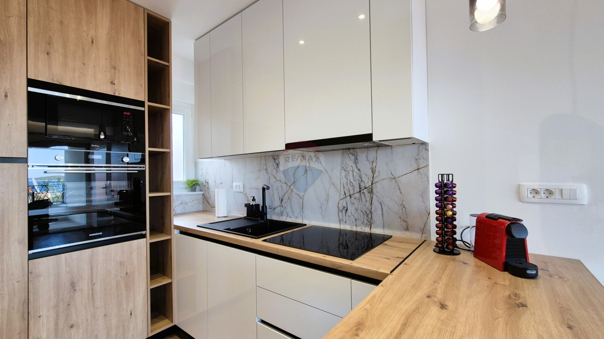 Palazzina di lusso, Ražanj-Ljoljinica