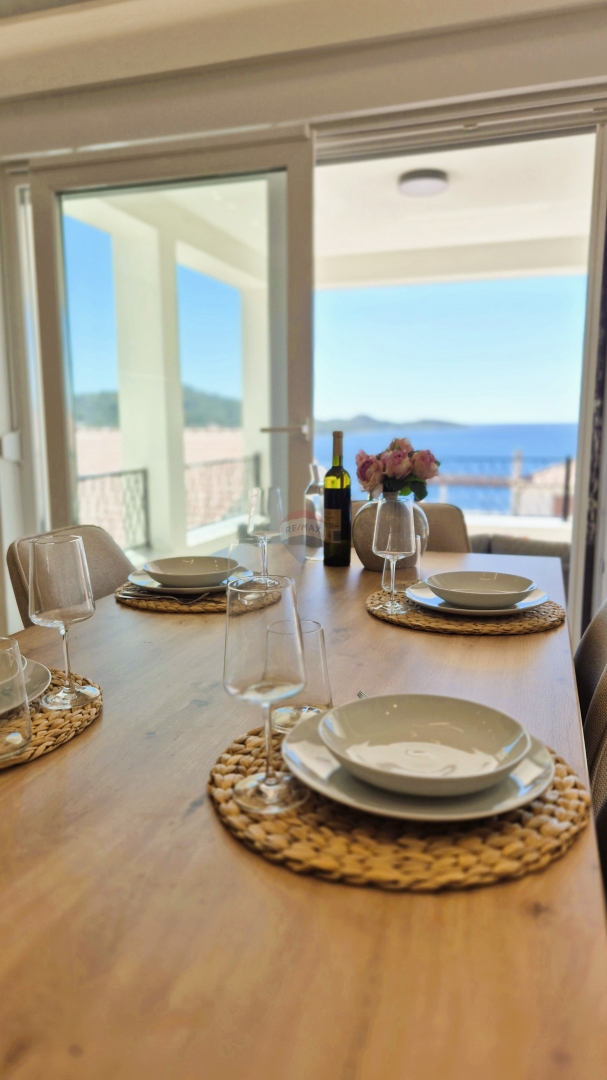 Palazzina di lusso, Ražanj-Ljoljinica