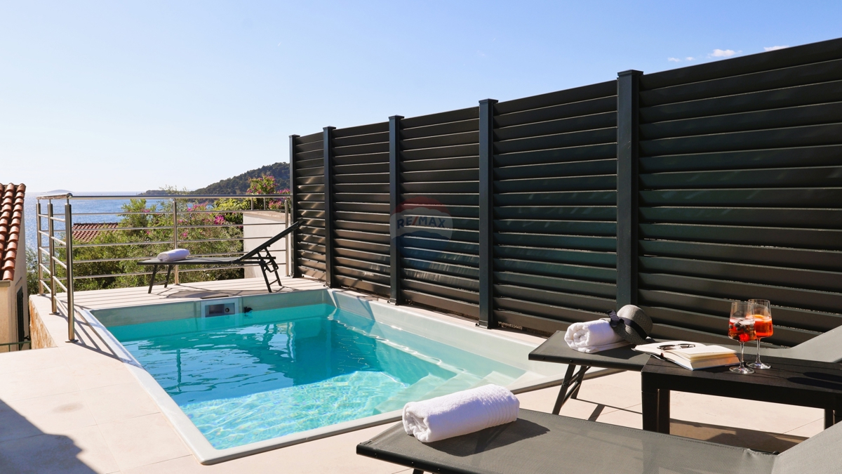 Palazzina di lusso, Ražanj-Ljoljinica