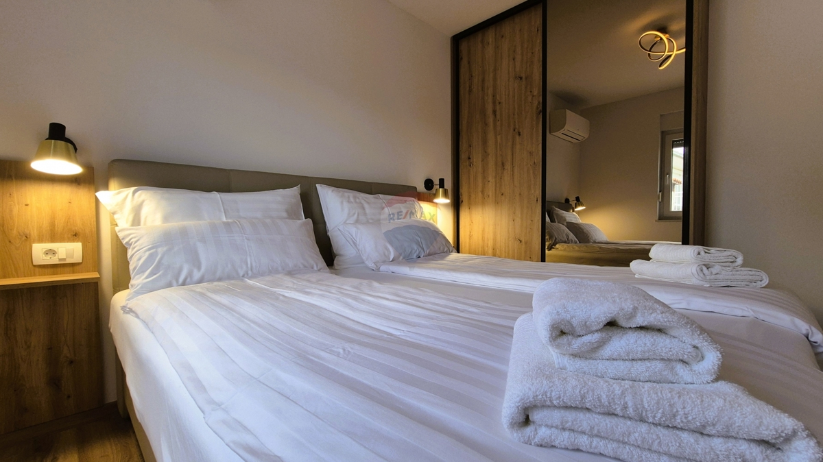 Palazzina di lusso, Ražanj-Ljoljinica