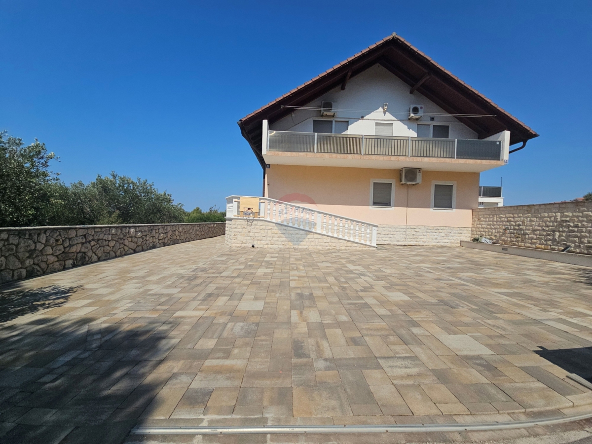 Appartamento Brodarica, Šibenik - Okolica, 176,92m2