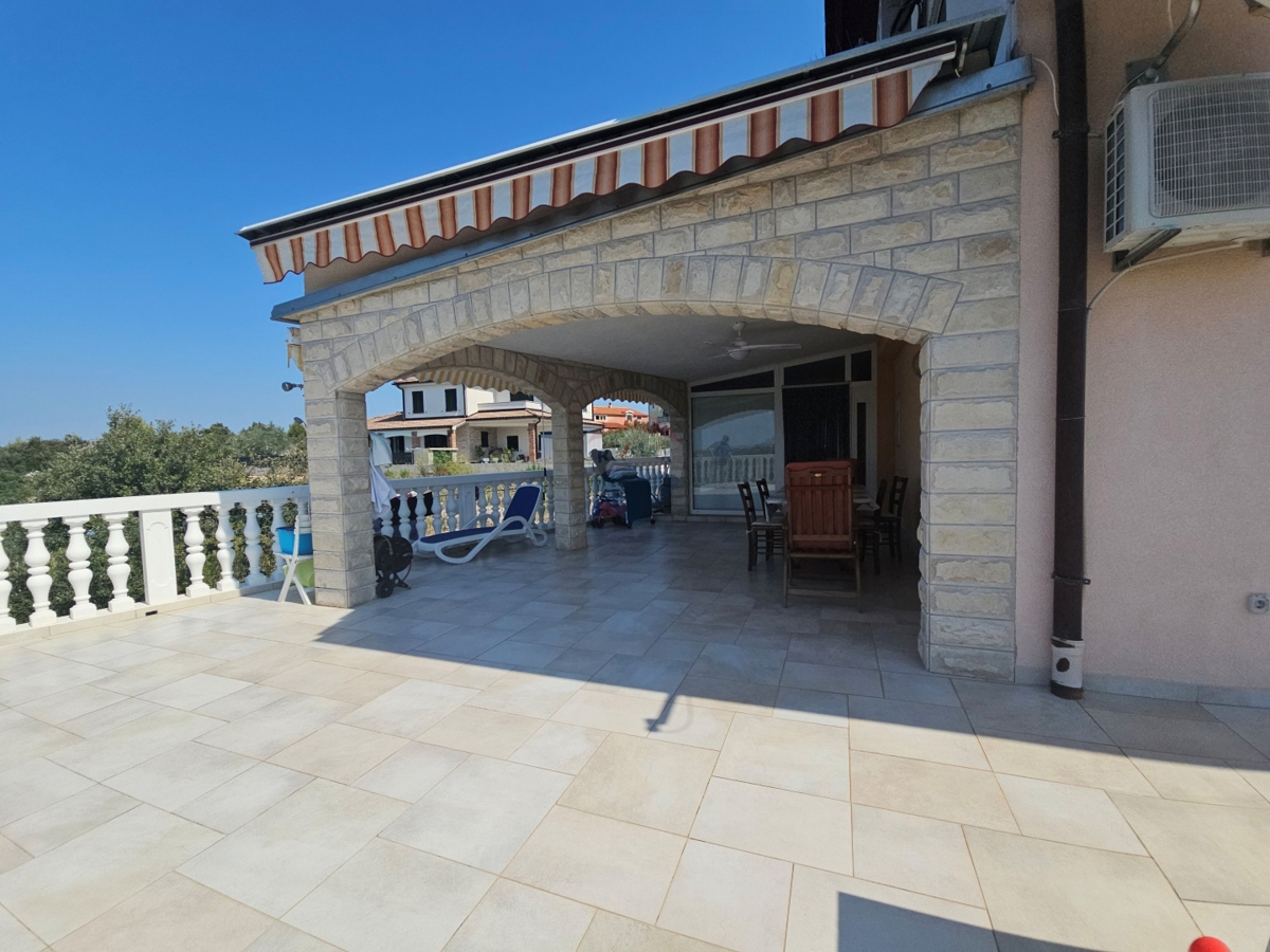 Appartamento Brodarica, Šibenik - Okolica, 176,92m2