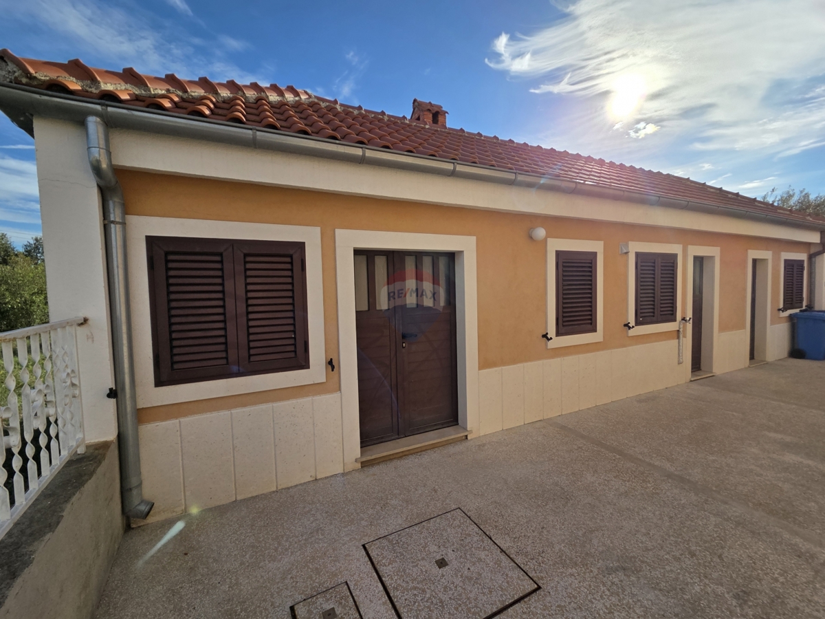 Casa Zablaće, Šibenik - Okolica, 290m2