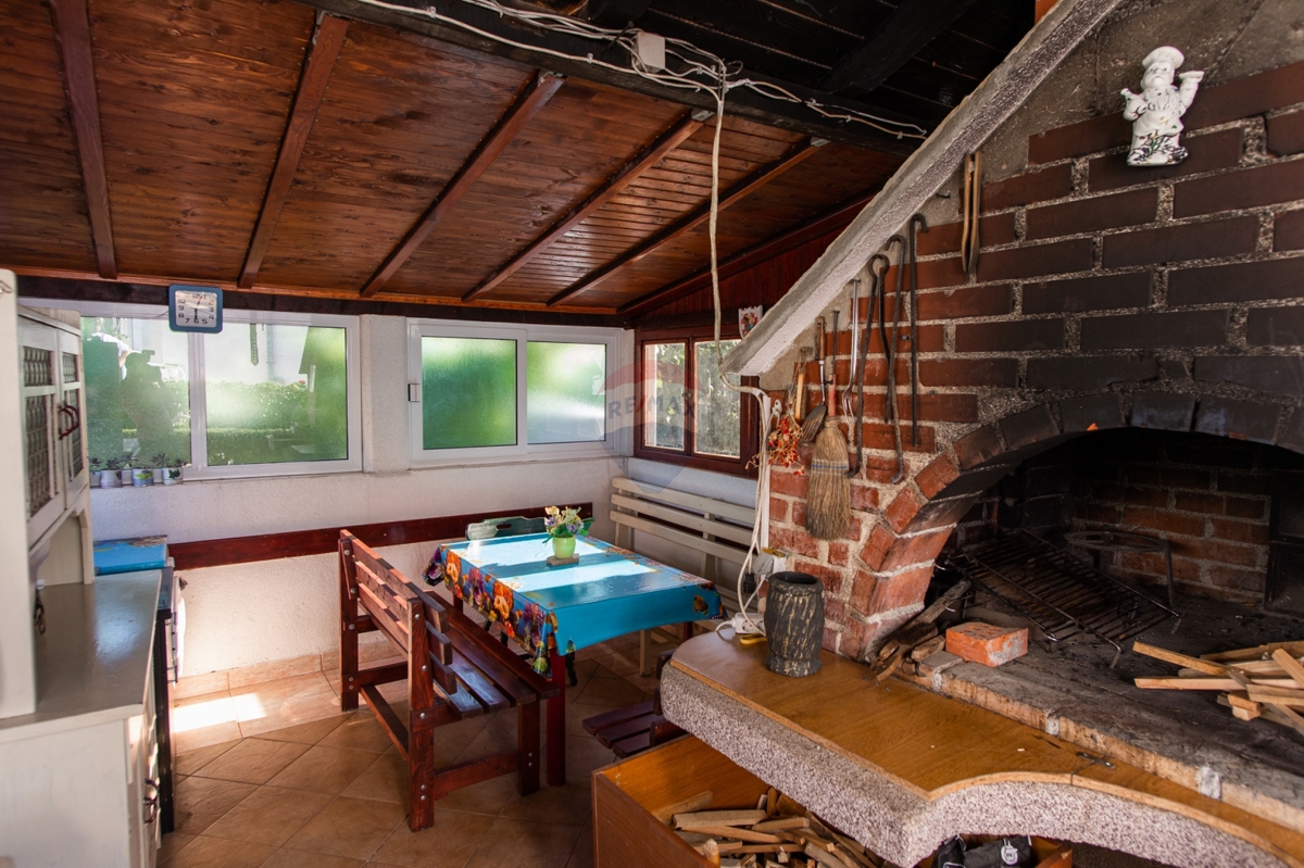 Casa Rogoznica, 838m2