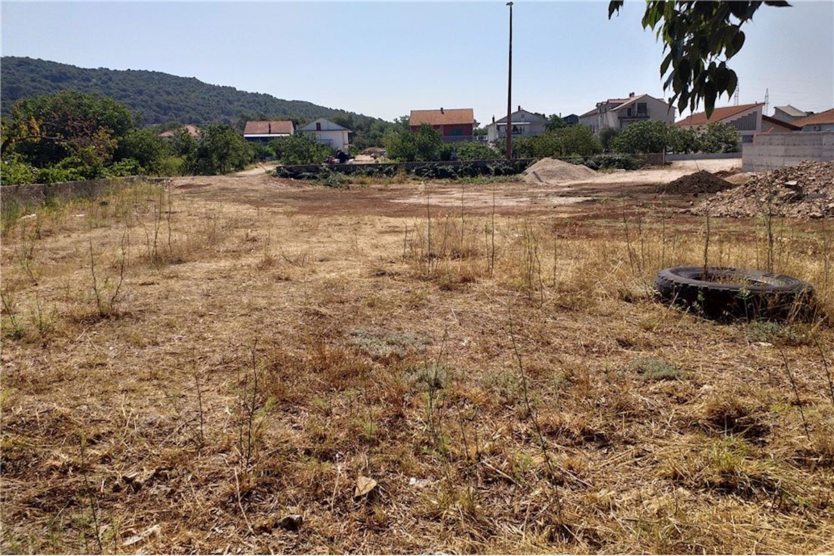 Terreno Bilice, Šibenik - Okolica, 1.295m2