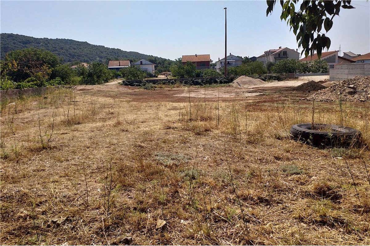 Terreno Bilice, Šibenik - Okolica, 1.295m2