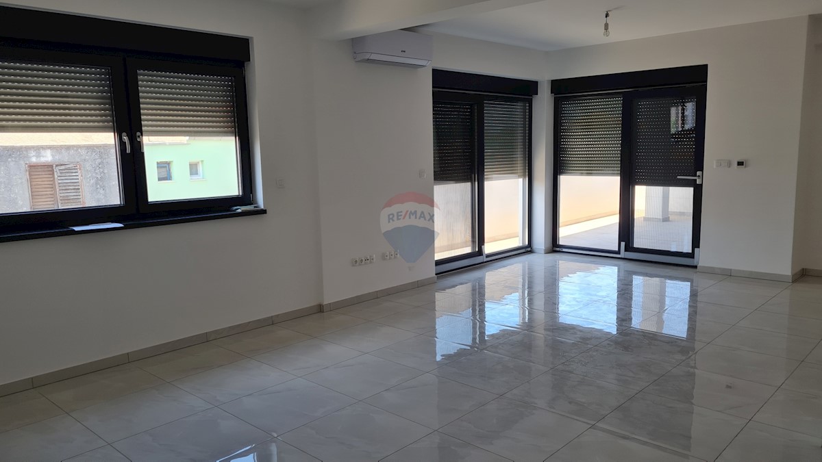 Appartamento Vodice, 168,79m2