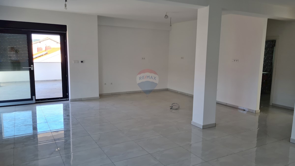 Appartamento Vodice, 168,79m2