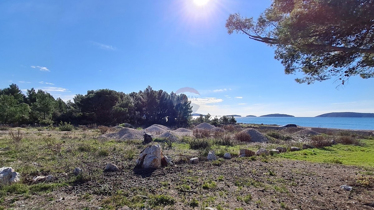 Terreno Podsolarsko, Šibenik - Okolica, 6.390m2