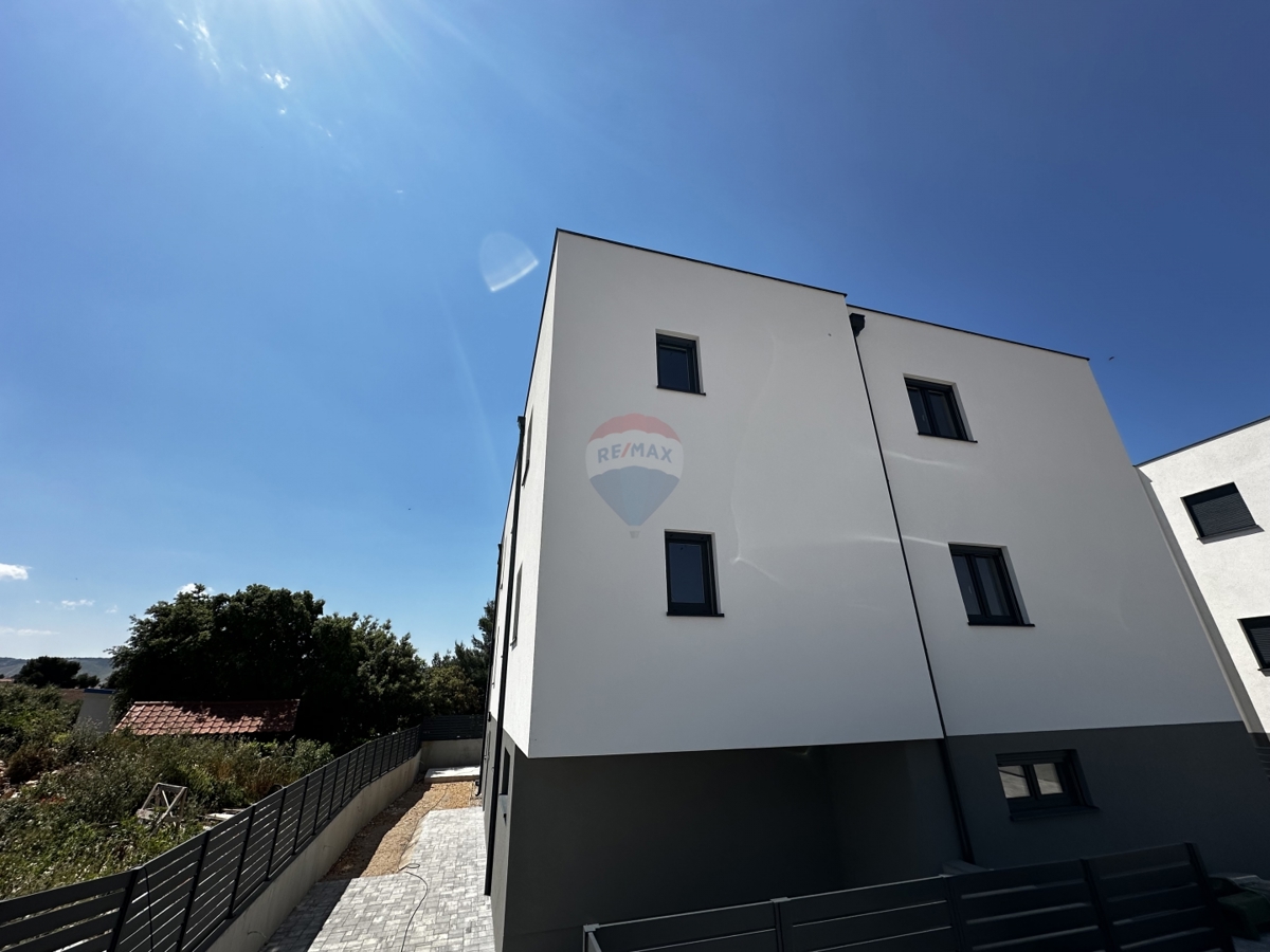 Appartamento Žaborić, Šibenik - Okolica, 83,41m2