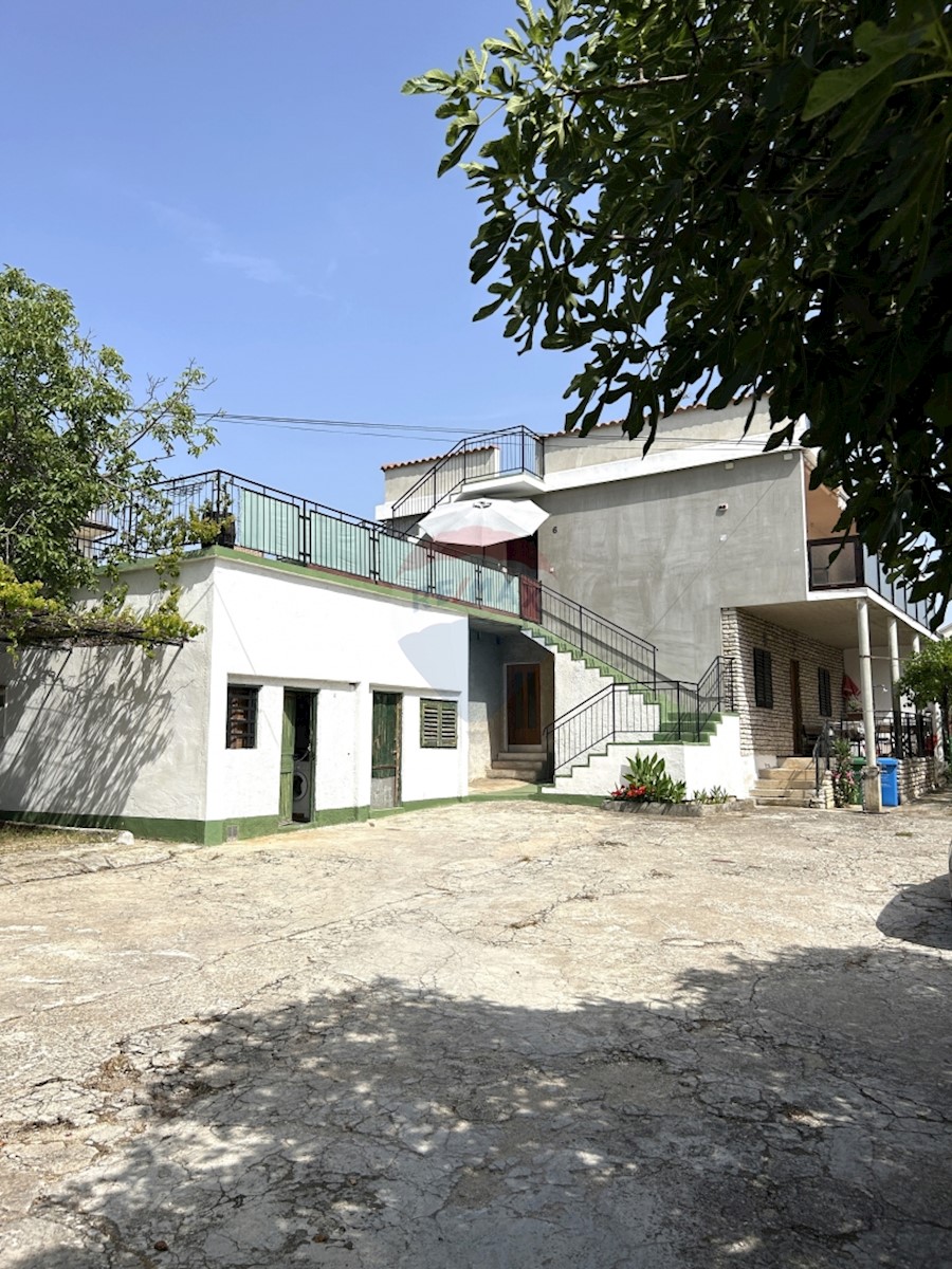 Casa Brodarica, Šibenik - Okolica, 228,81m2