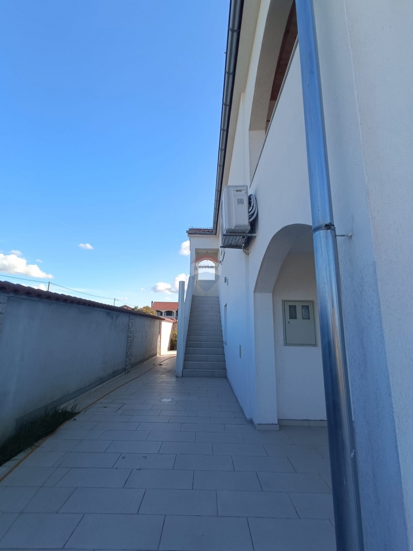 Casa Dubrava Kod Tisna, Tisno, 375m2