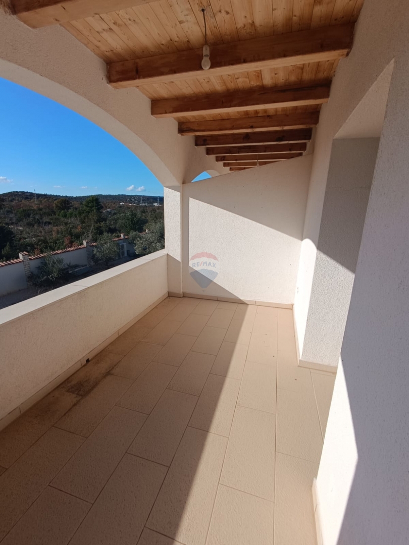 Casa Dubrava Kod Tisna, Tisno, 375m2