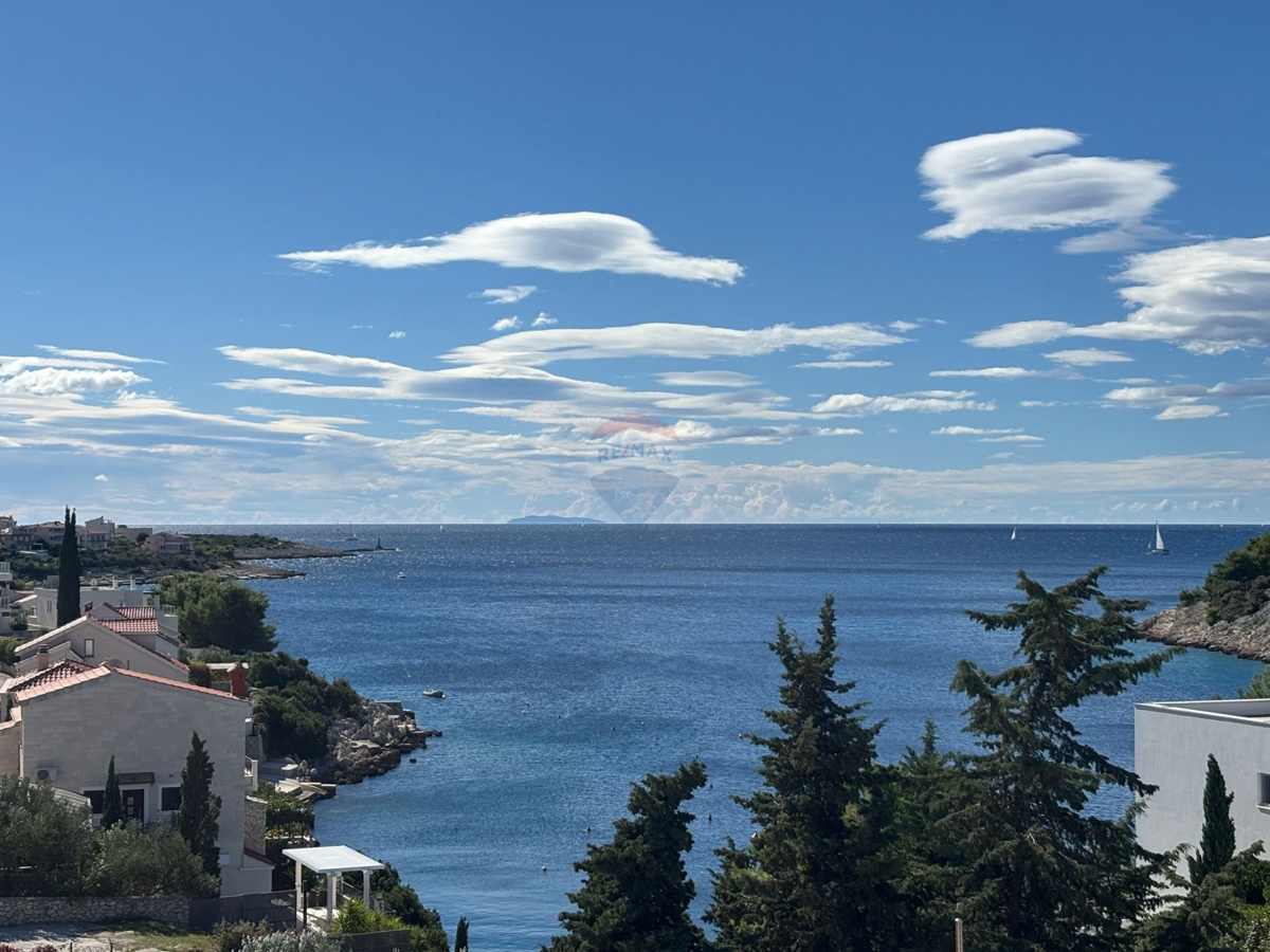 Appartamento con due camere da letto e vista Stivašnica