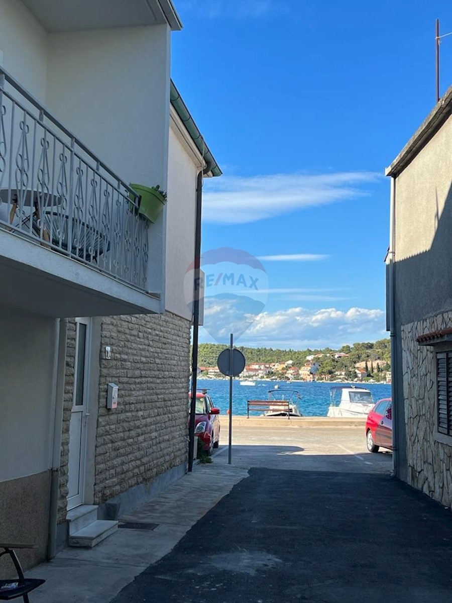 Appartamento con vista mare a Tisno - 20m dal mare