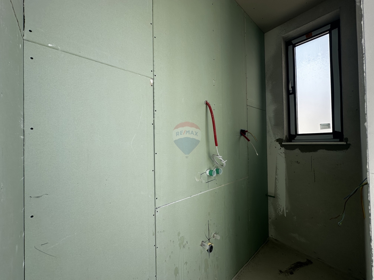 VILLA DI LUSSO CON PISCINA DI ARCHITETTURA MODERNA, ROGOZNICA