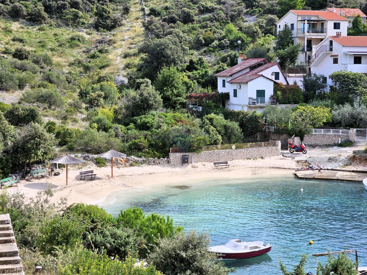 Villa in costruzione, baia Kanica, Rogoznica