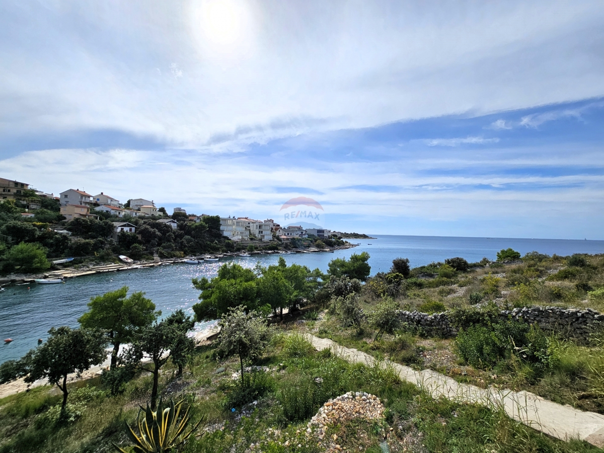 Villa in costruzione, baia Kanica, Rogoznica