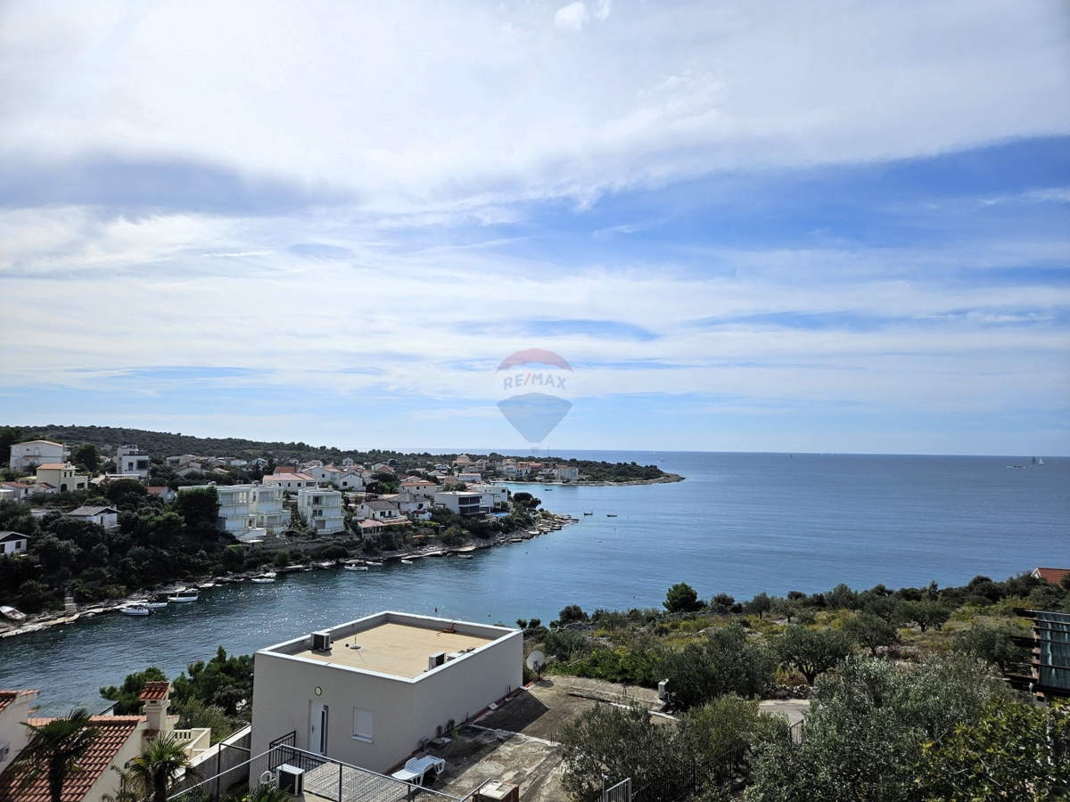 Villa in costruzione, baia Kanica, Rogoznica