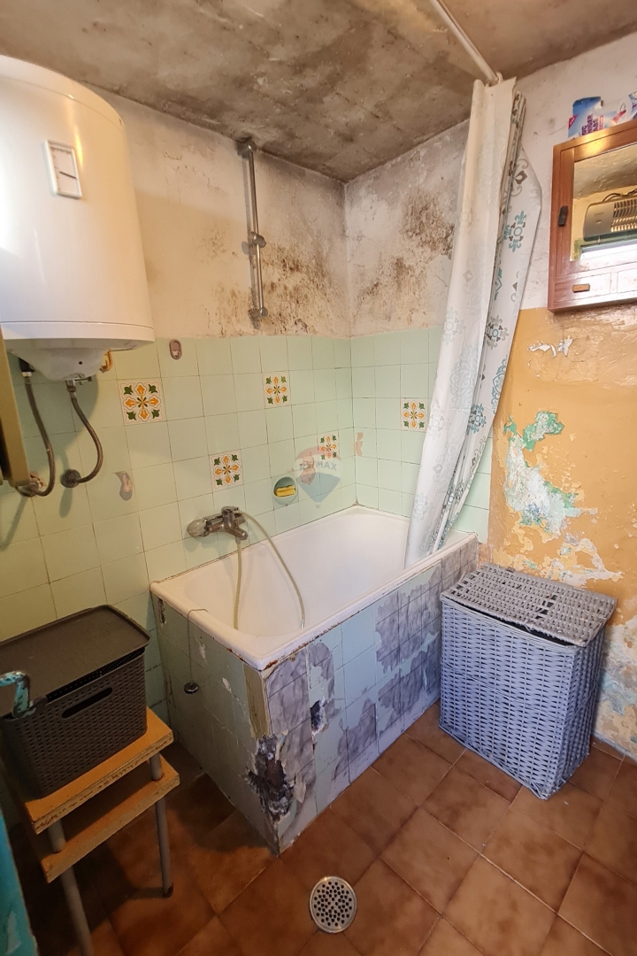 Casa Crnica, Šibenik, 78m2