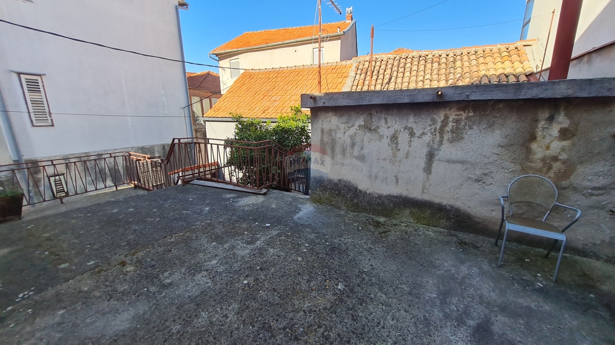 Casa Crnica, Šibenik, 78m2
